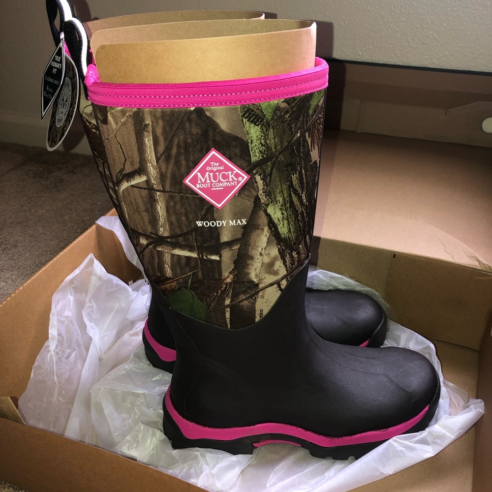 Muck Boots NWT Size 7